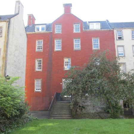 2 Chessels Court, Flat 3 Lägenhet Edinburg Exteriör bild