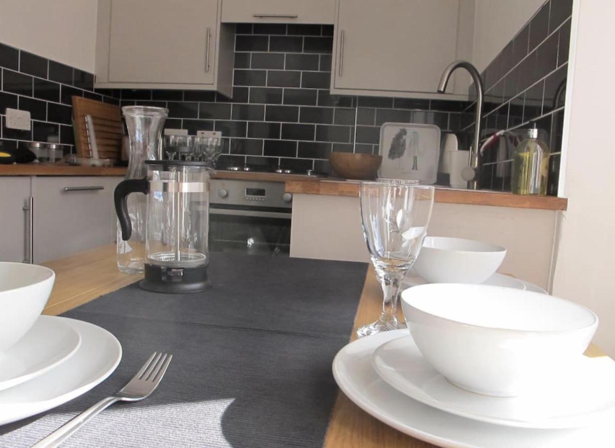 2 Chessels Court, Flat 3 Lägenhet Edinburg Exteriör bild