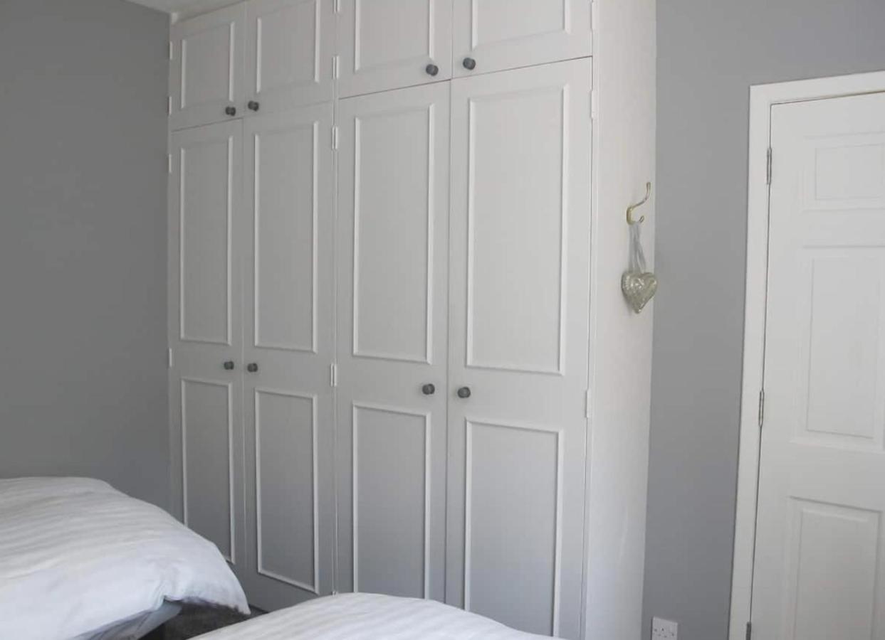 2 Chessels Court, Flat 3 Lägenhet Edinburg Exteriör bild