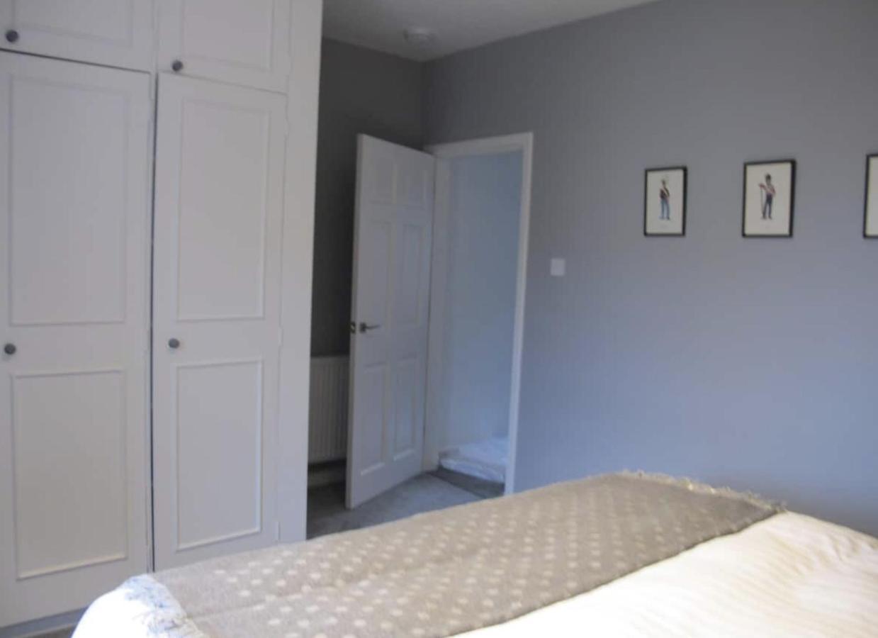 2 Chessels Court, Flat 3 Lägenhet Edinburg Exteriör bild