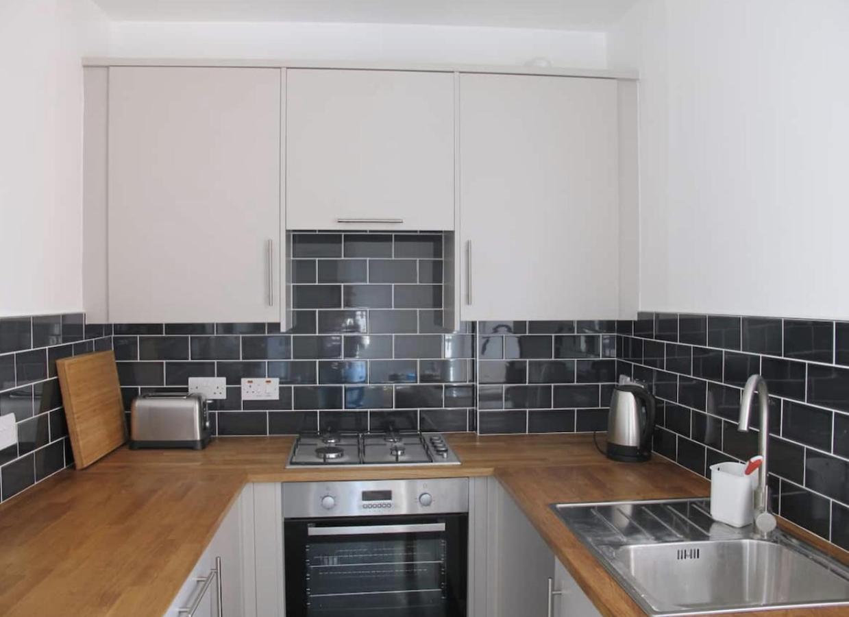 2 Chessels Court, Flat 3 Lägenhet Edinburg Exteriör bild