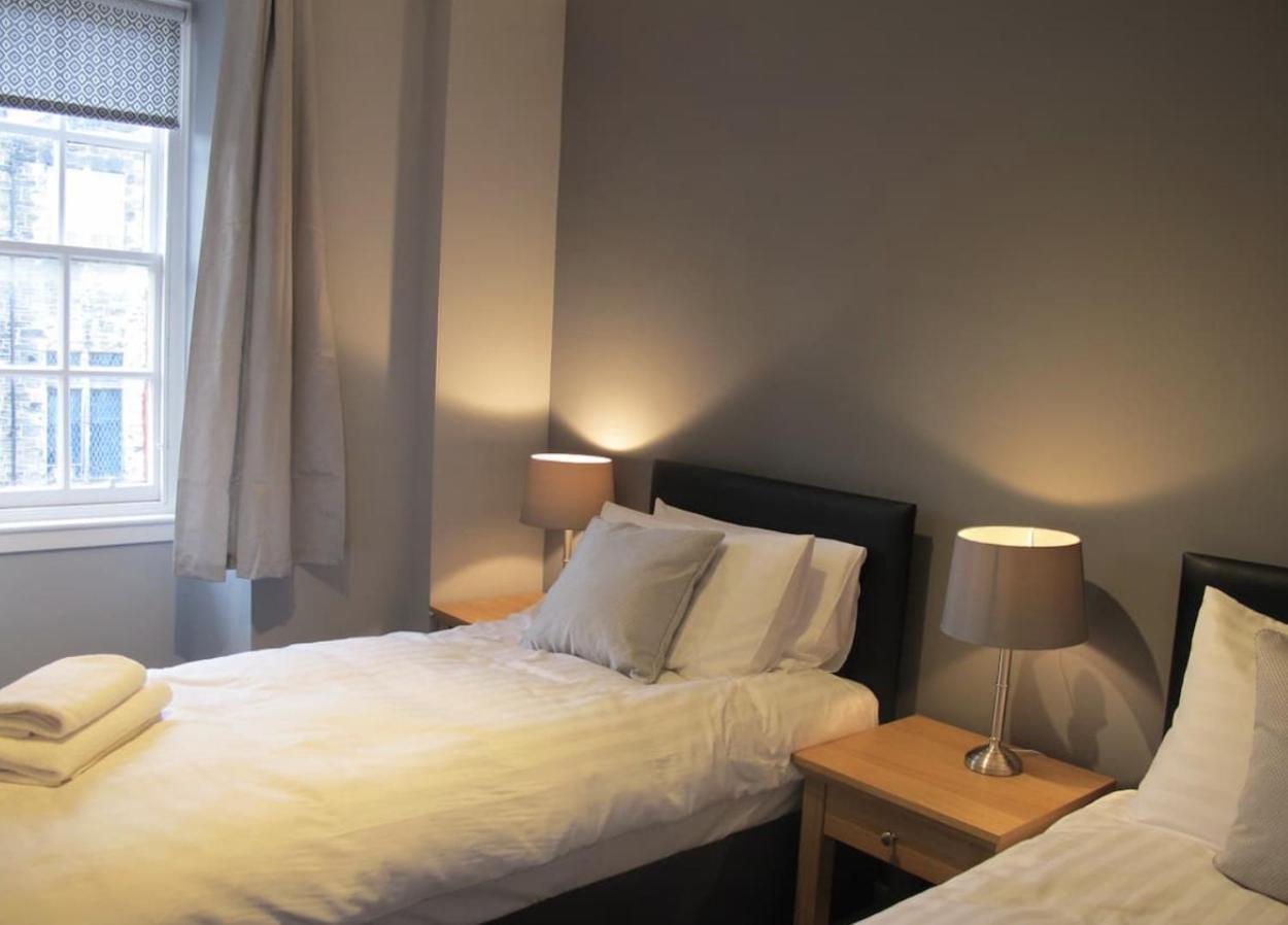 2 Chessels Court, Flat 3 Lägenhet Edinburg Exteriör bild
